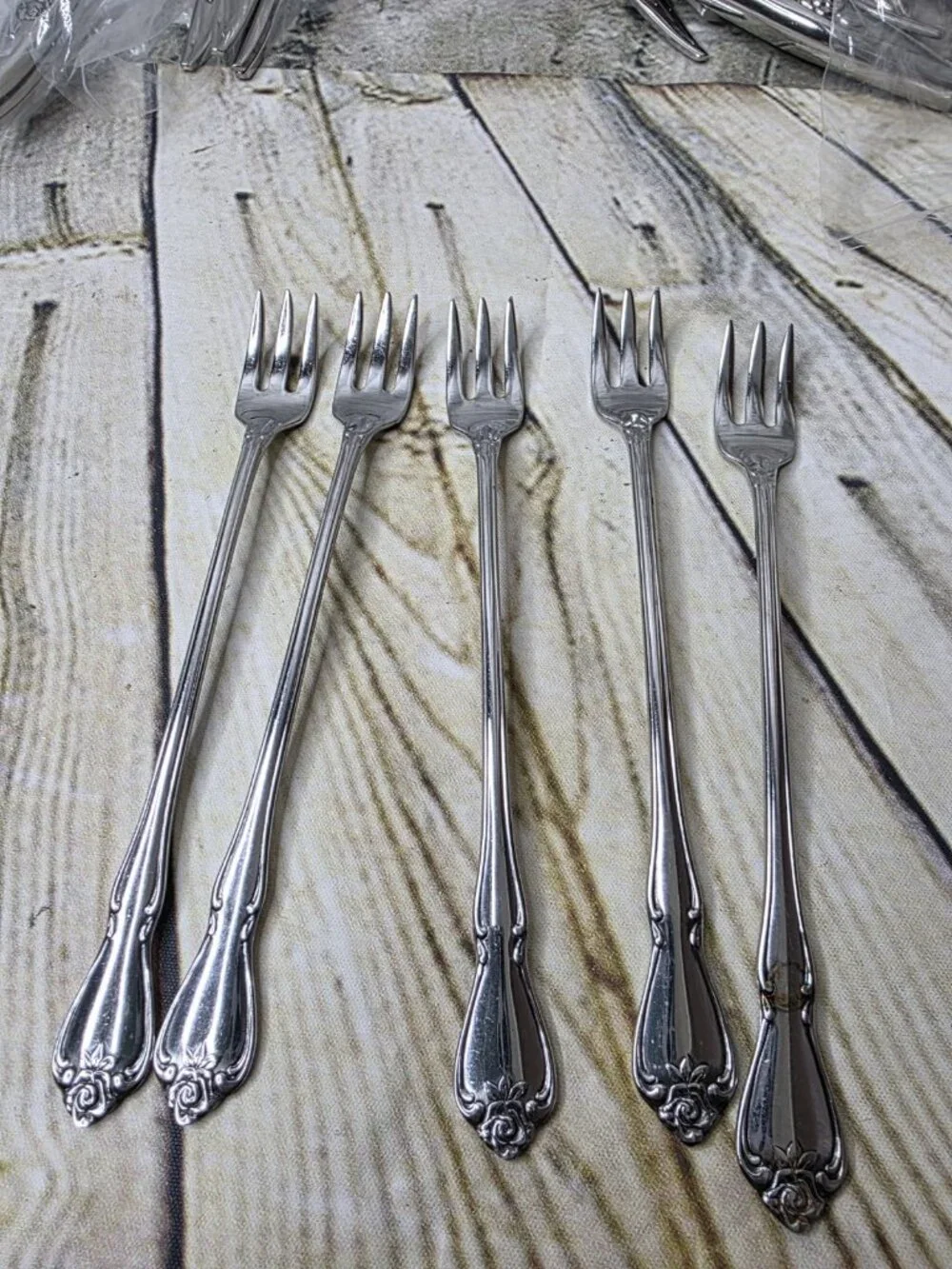 5 Oneida LASTING ROSE Condiment Pickle Olive Forks 6 Inch